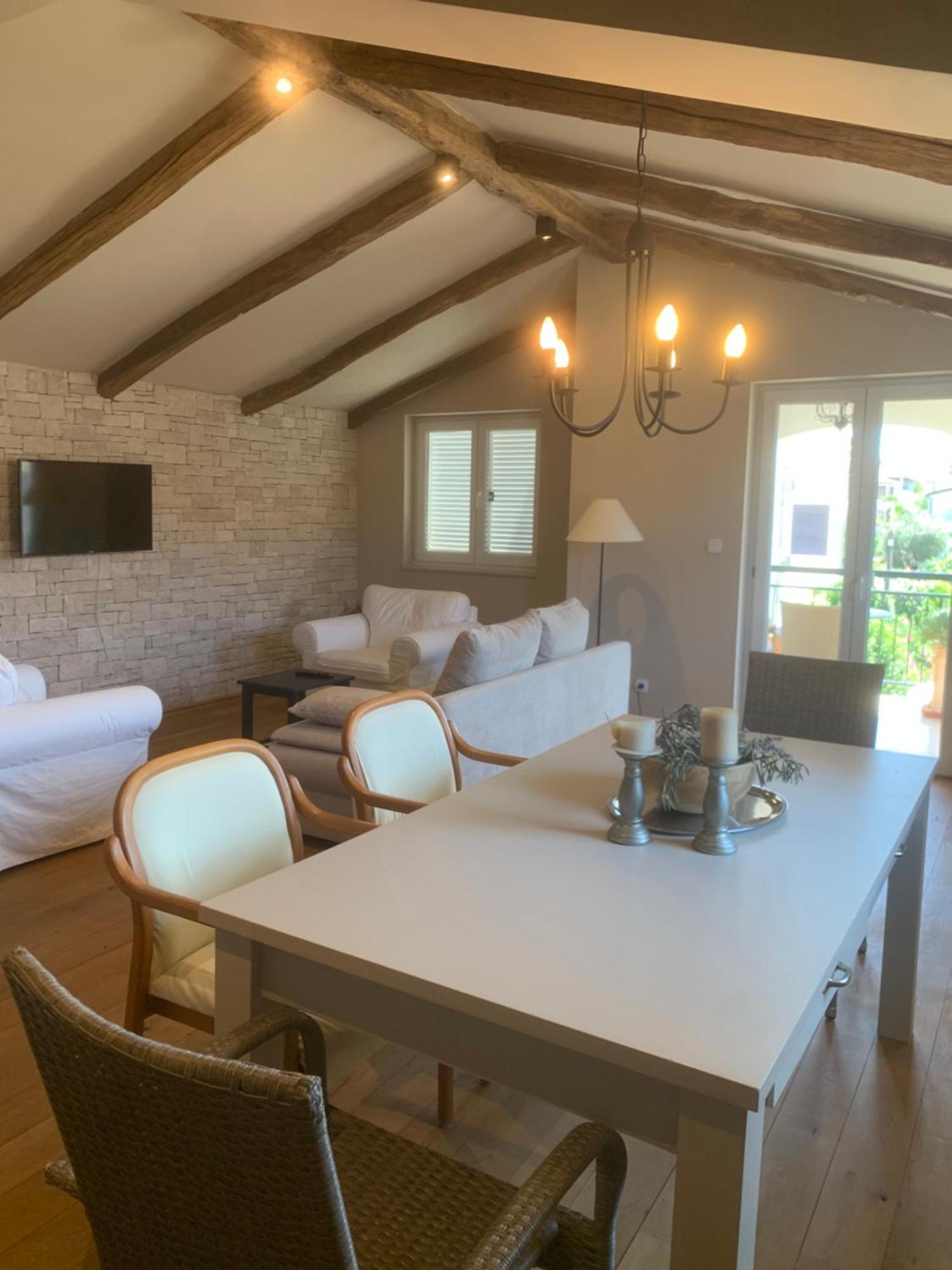 Dachgeschoss-Apartment "Andemi" In Istrien Novigrad  Екстер'єр фото