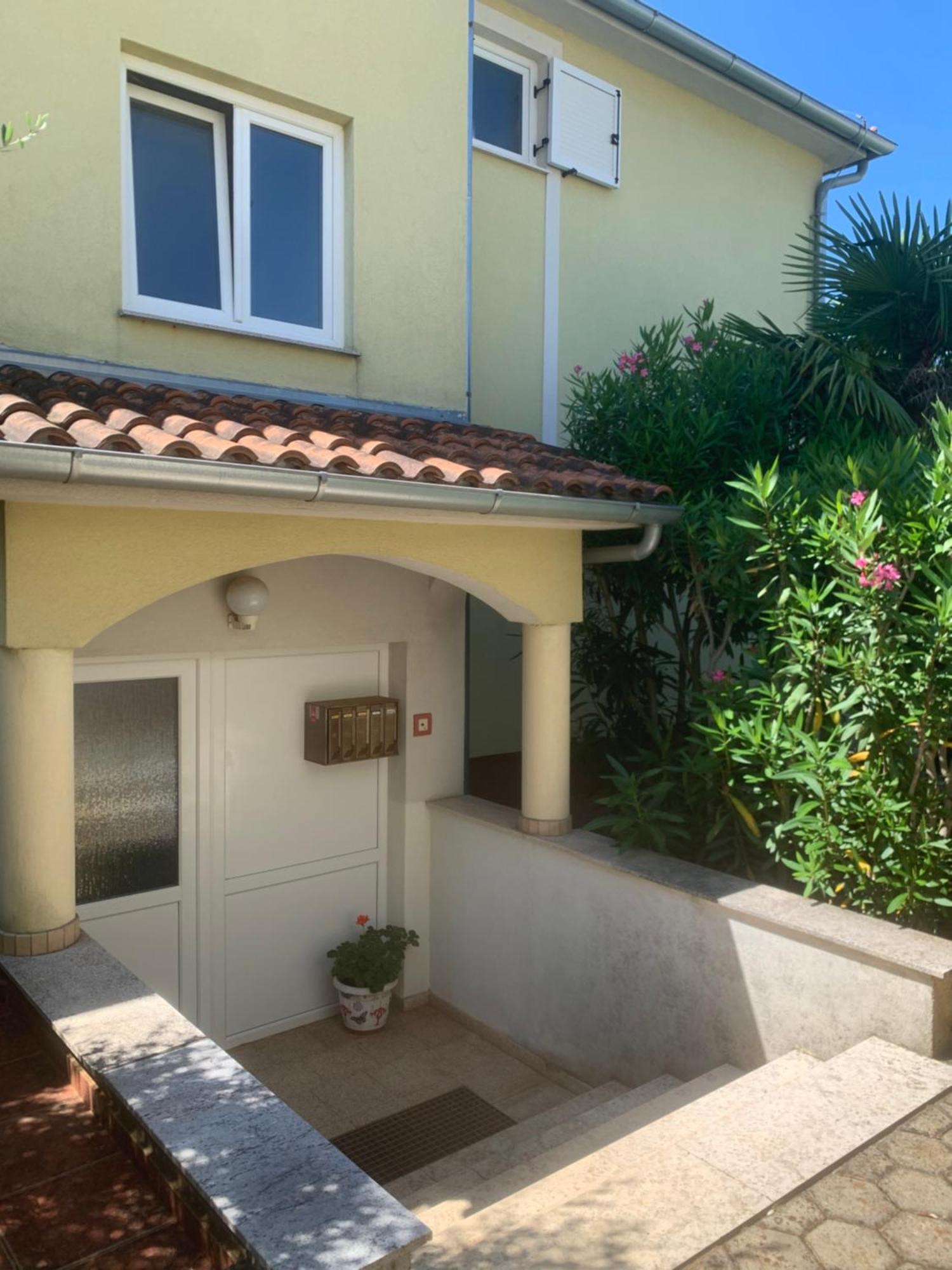 Dachgeschoss-Apartment "Andemi" In Istrien Novigrad  Екстер'єр фото